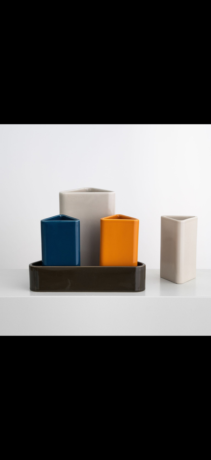 Nicholai Wiig-Hansen - Canvas - vase - small - concrete grey