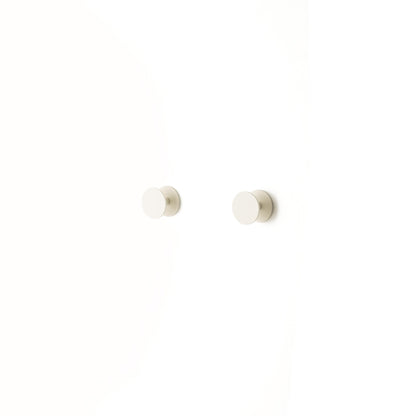 Nicholai Wiig-Hansen - Pipeline - hook - set of 2 pieces - pearl white